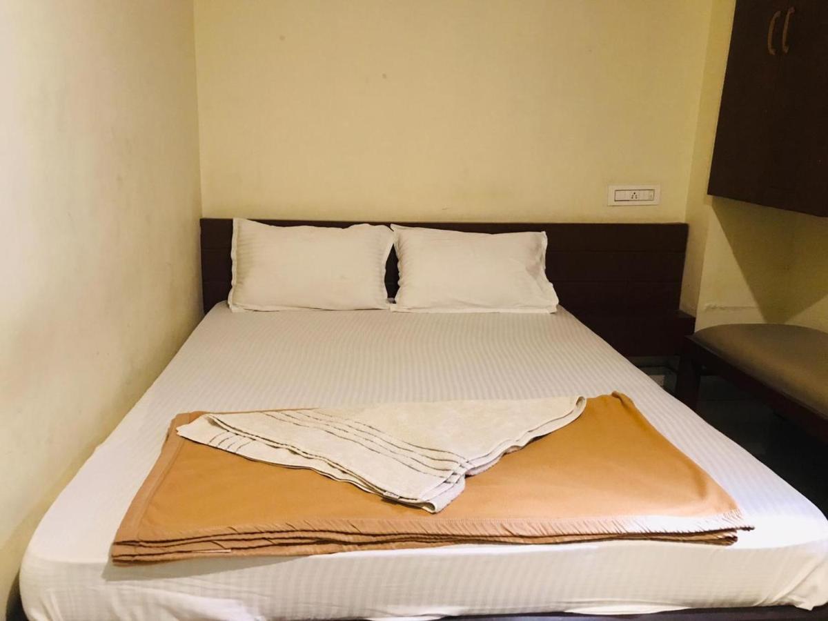 Staymaker Bright Palace Residency 시모가 외부 사진